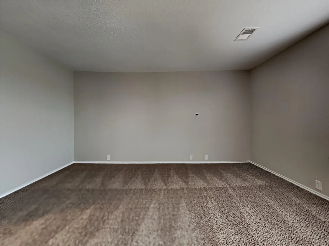 Photo of 1002 Honeysuckle Vine Drive