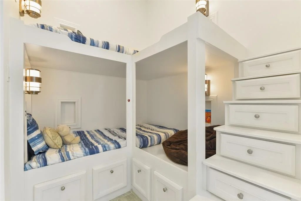 Photo of 1745 Seaside Drive