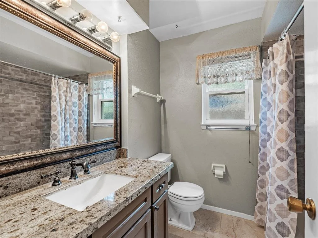 Photo of 12507 Dermott Drive