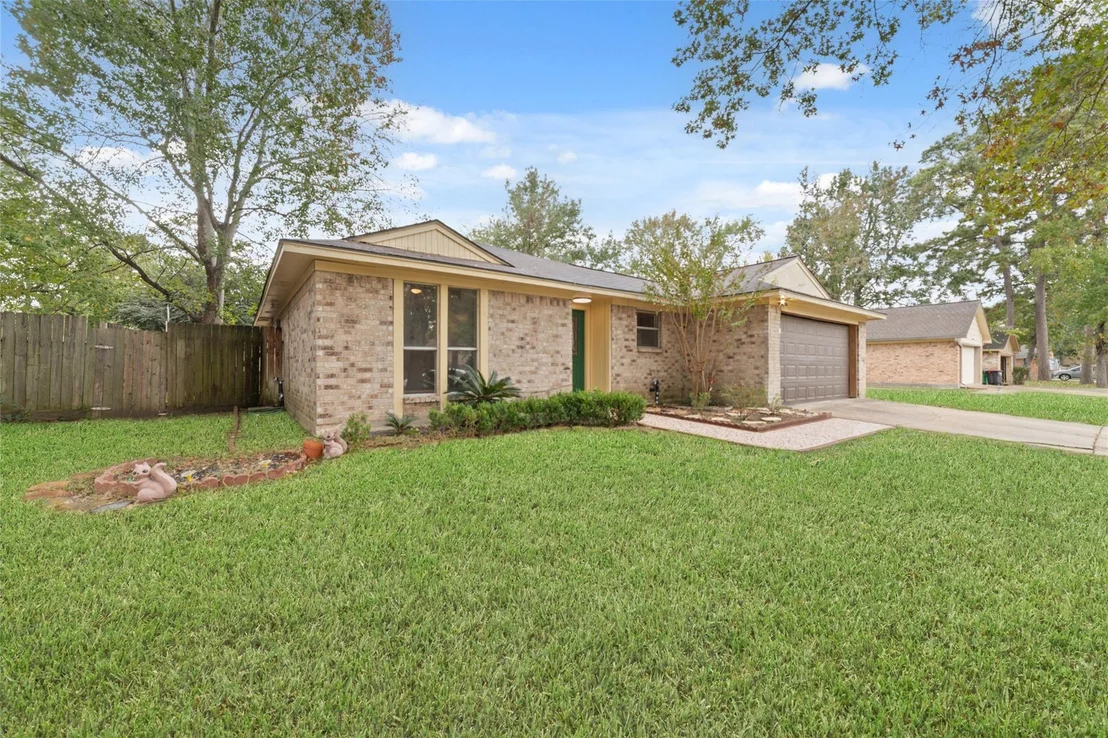 Photo of 2318 Gumspring Lane