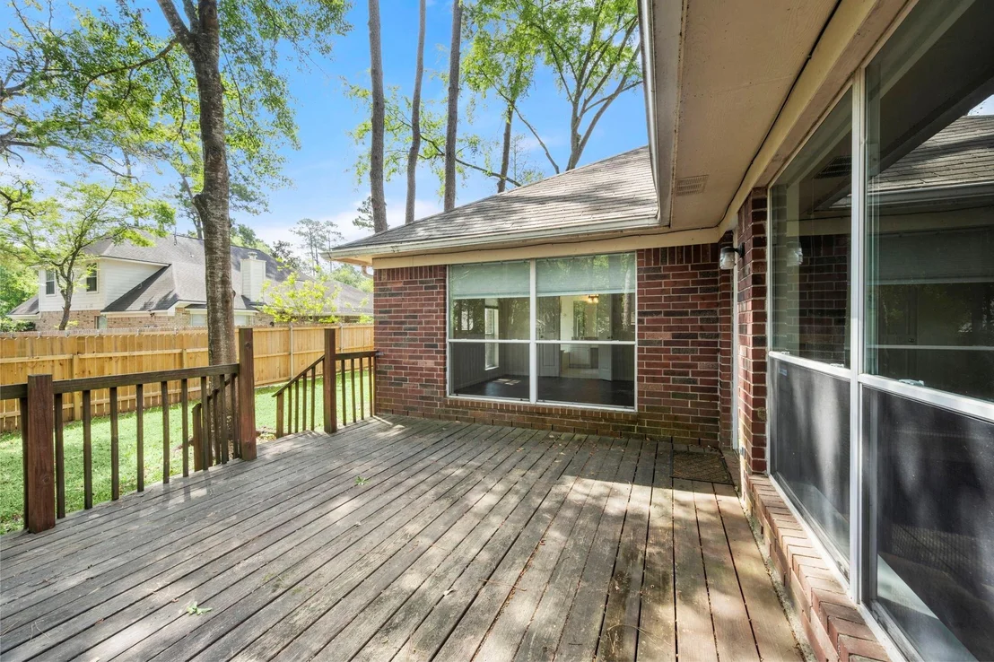 Photo of 22 N Hollylaurel Circle