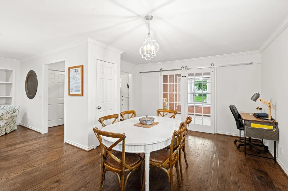 Photo of 5150 Grape Street