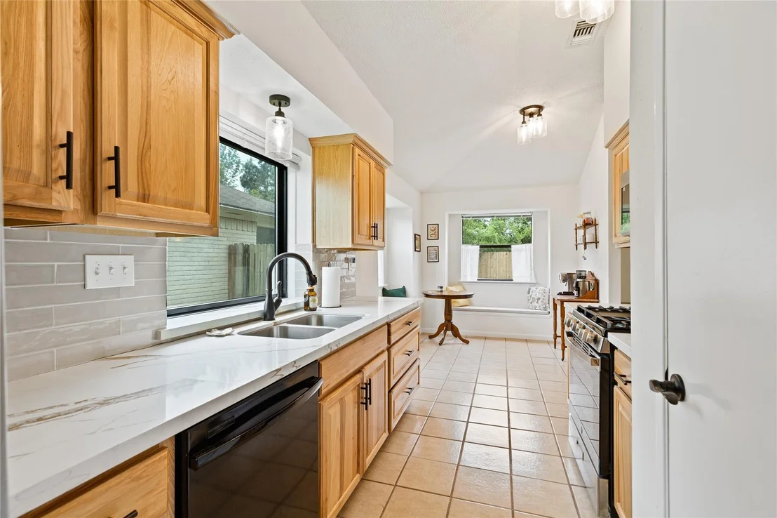 Photo of 9719 Orangevale Drive