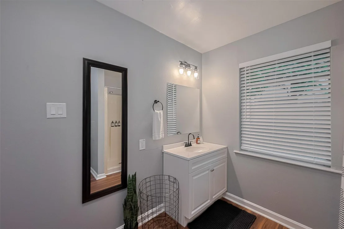 Photo of 2218 Silverbonnet Street