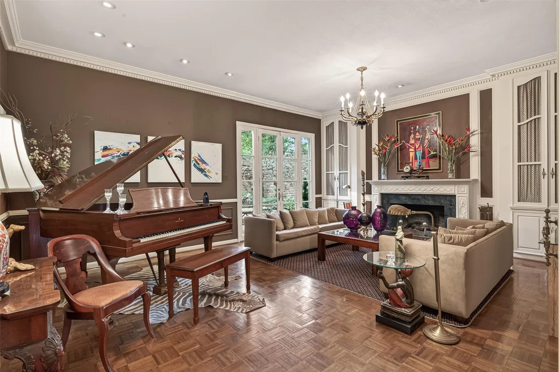 Photo of 2030 Southgate Boulevard