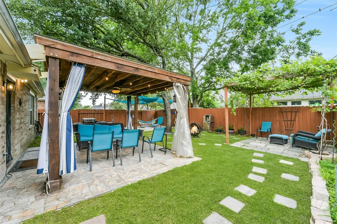 Photo of 17118 Shadow Ledge Drive