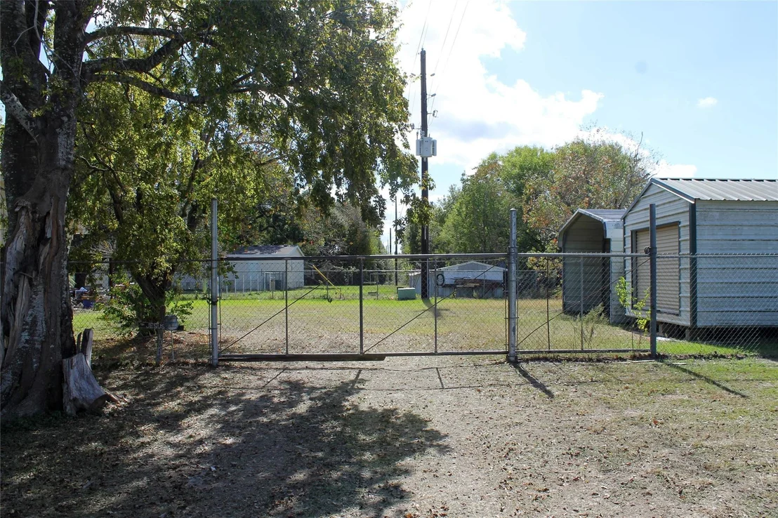 Photo of 22319 Beckendorff Road