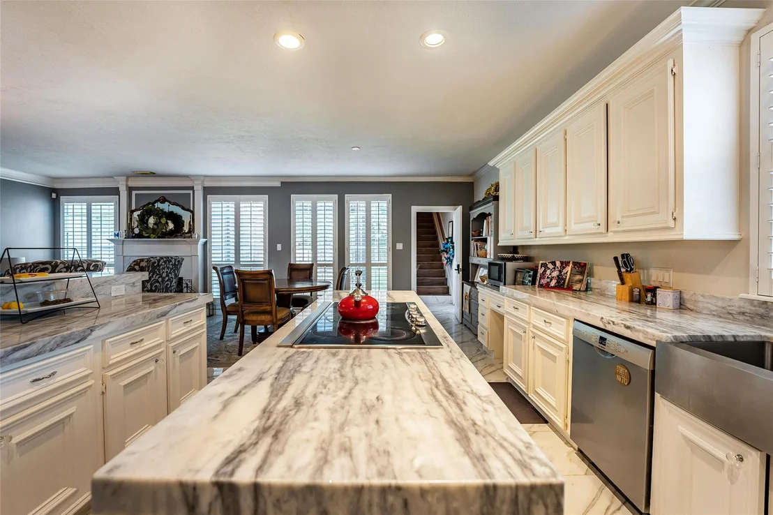 Photo of 8002 Royal Crest Court