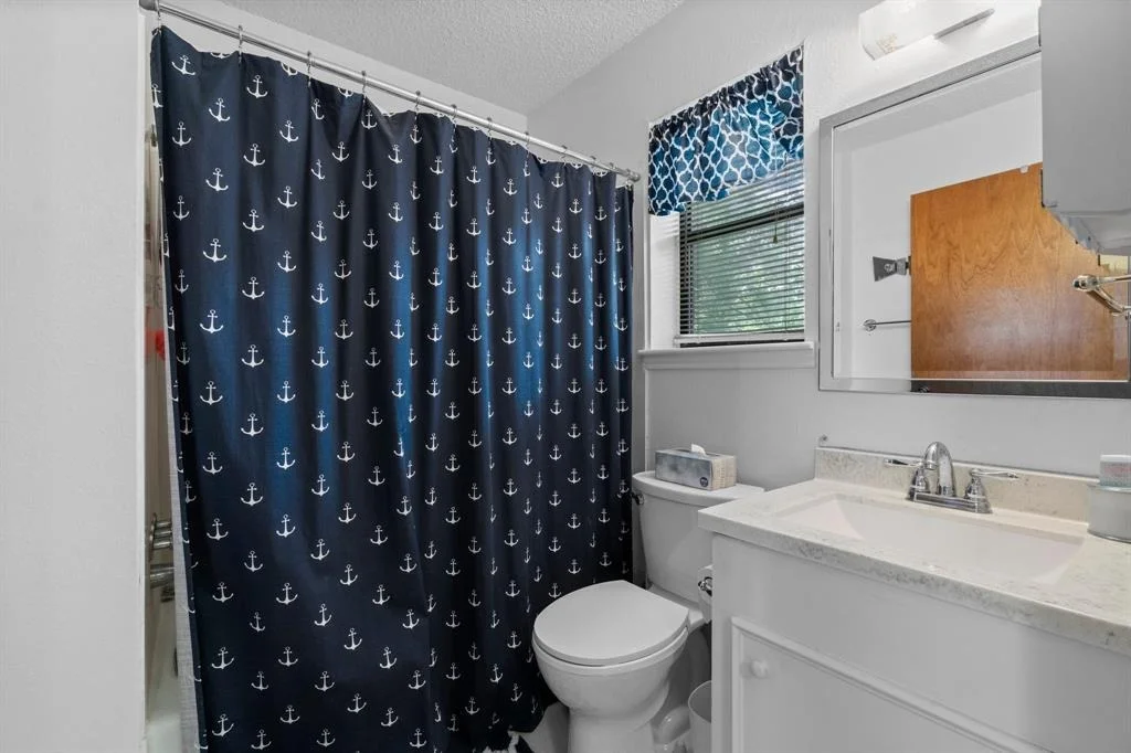 Photo of 31 N Lakeview Drive