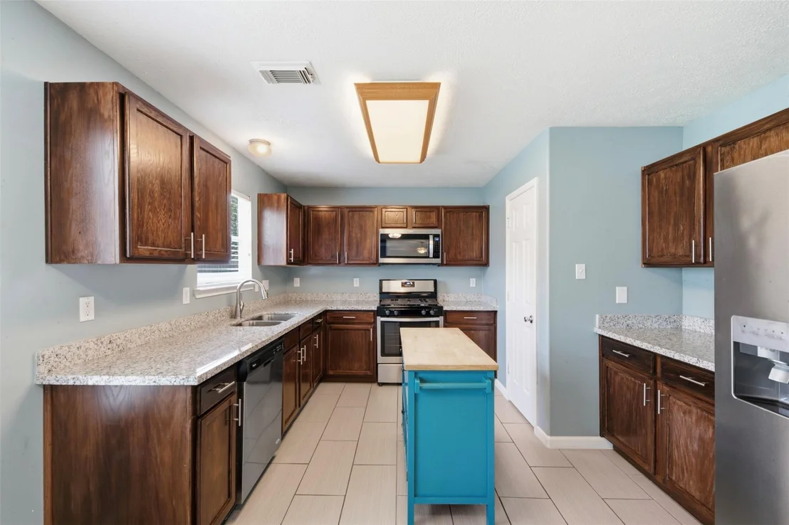 Photo of 2446 Halstead Drive
