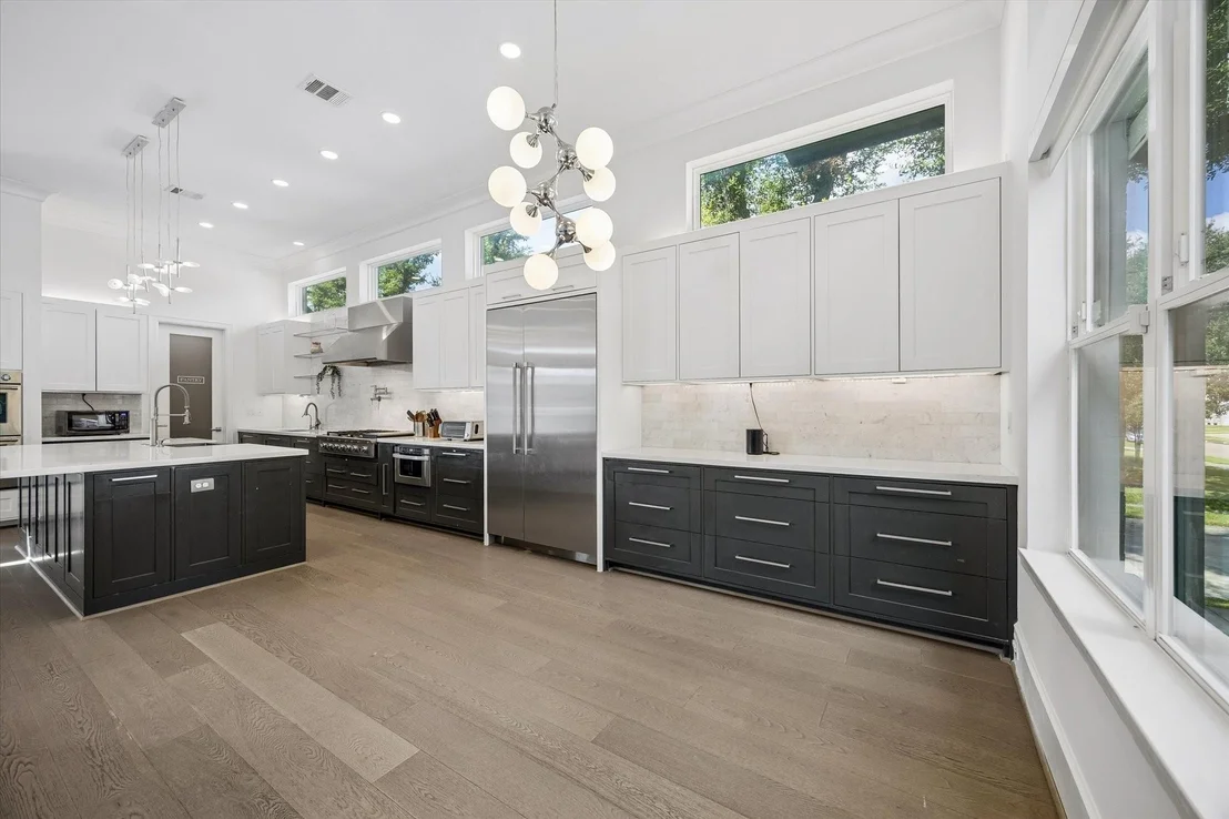 Photo of 4951 Valkeith Drive