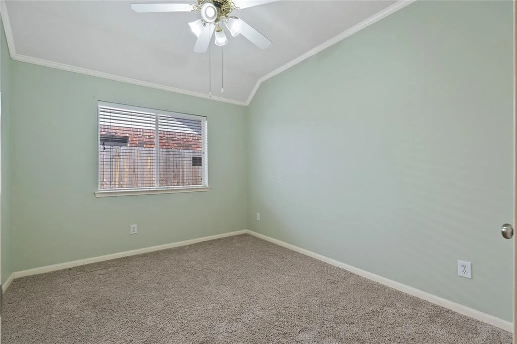Photo of 20918 Clovermeadow