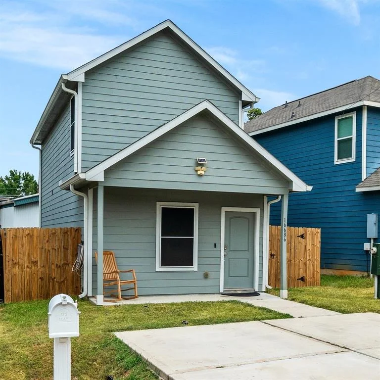 Photo of 16686 E Hammon