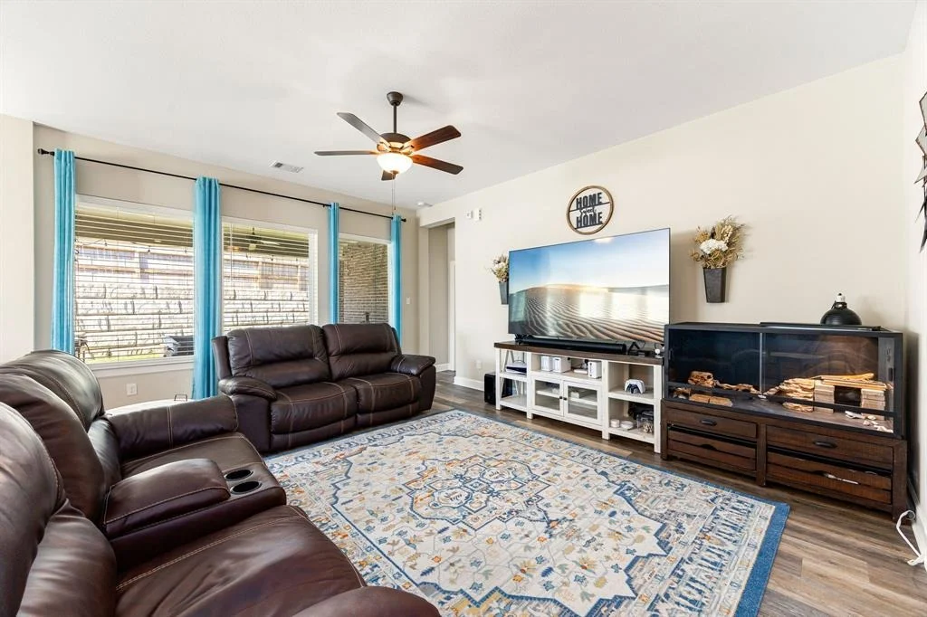 Photo of 459 Stonebrook Lane