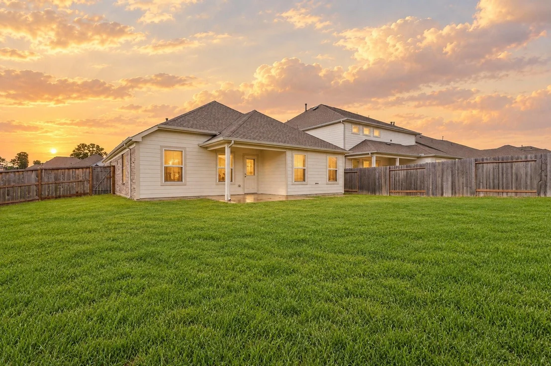 Photo of 5643 Silverleaf Oak Lane