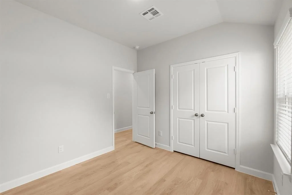 Photo of 16955 Balmoral