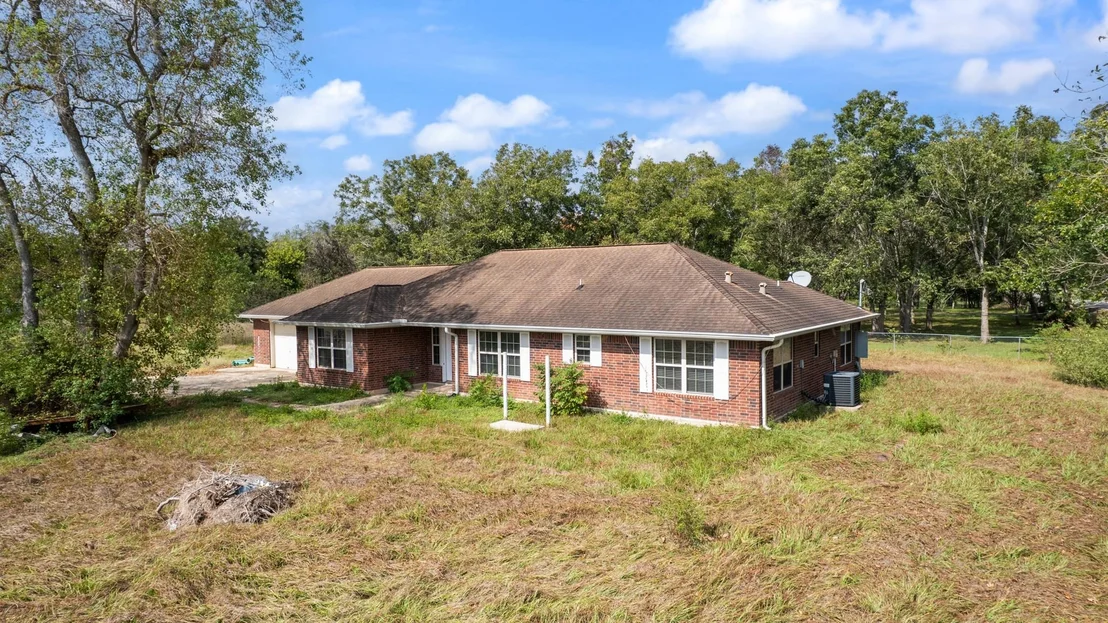 Photo of 7442 County Road 42