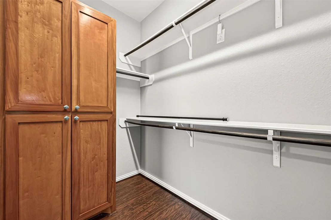Photo of 4523 Countrycrossing Drive