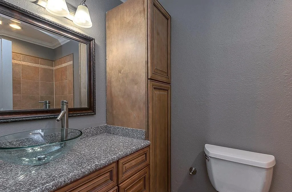Photo of 24126 Whitefield Lane