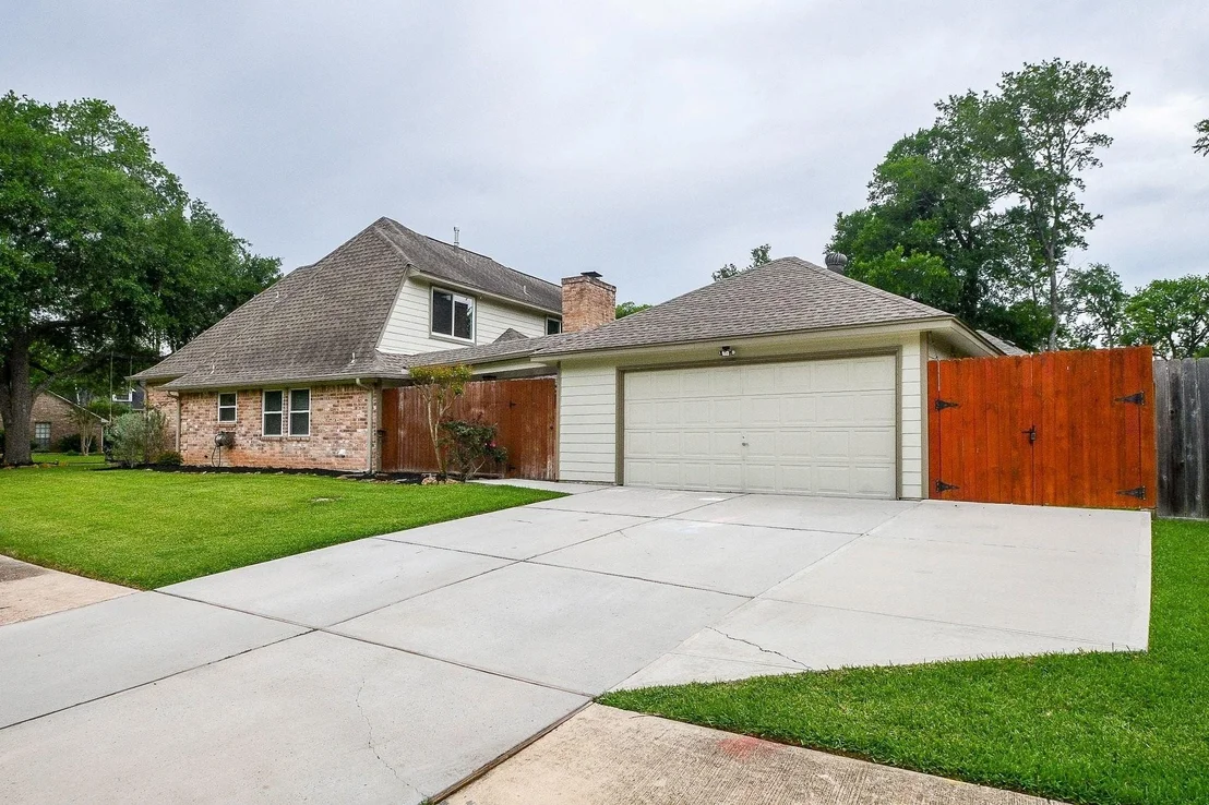 Photo of 2107 Richmond Drive