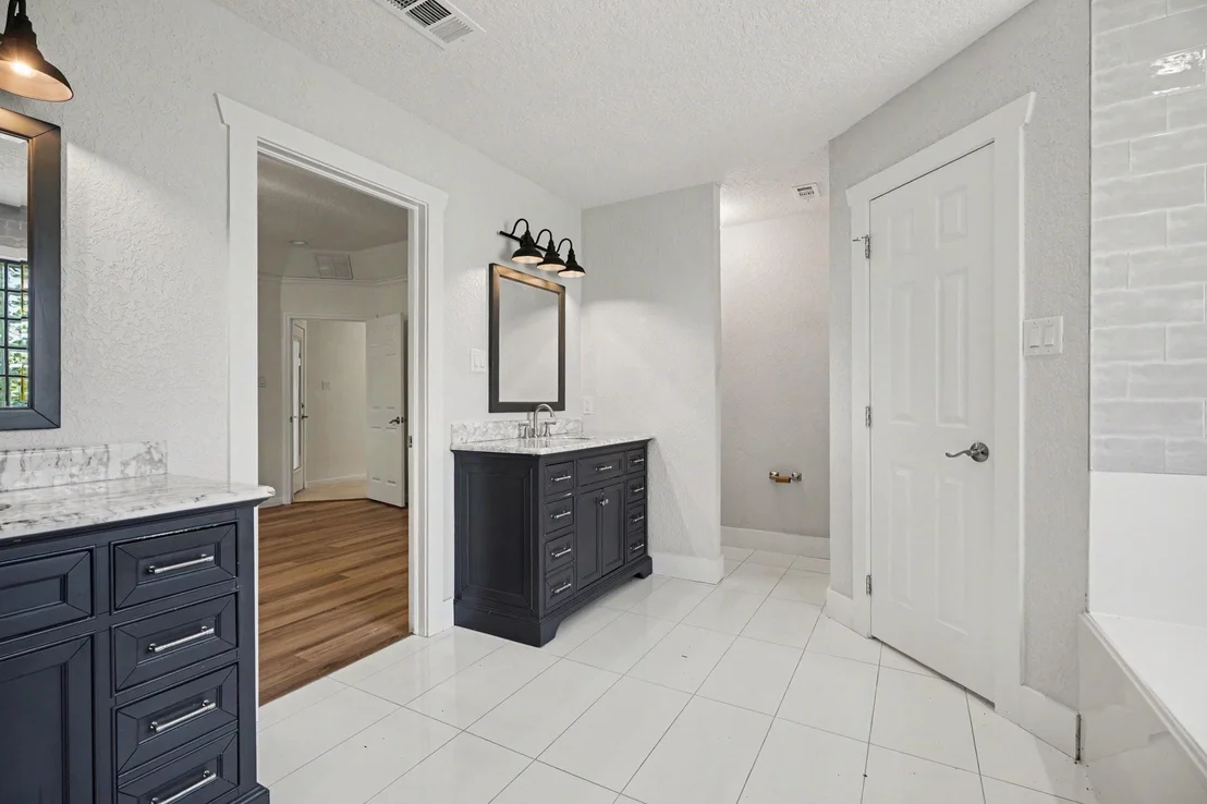 Photo of 3320 Tower Road