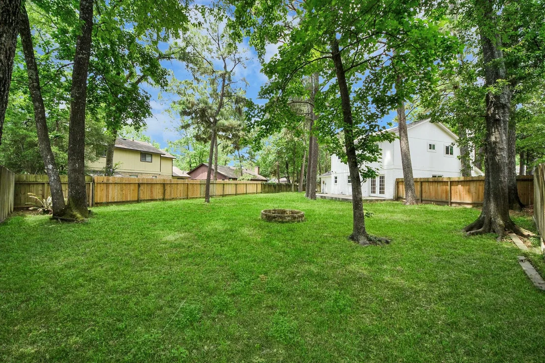 Photo of 6 Yewleaf Court