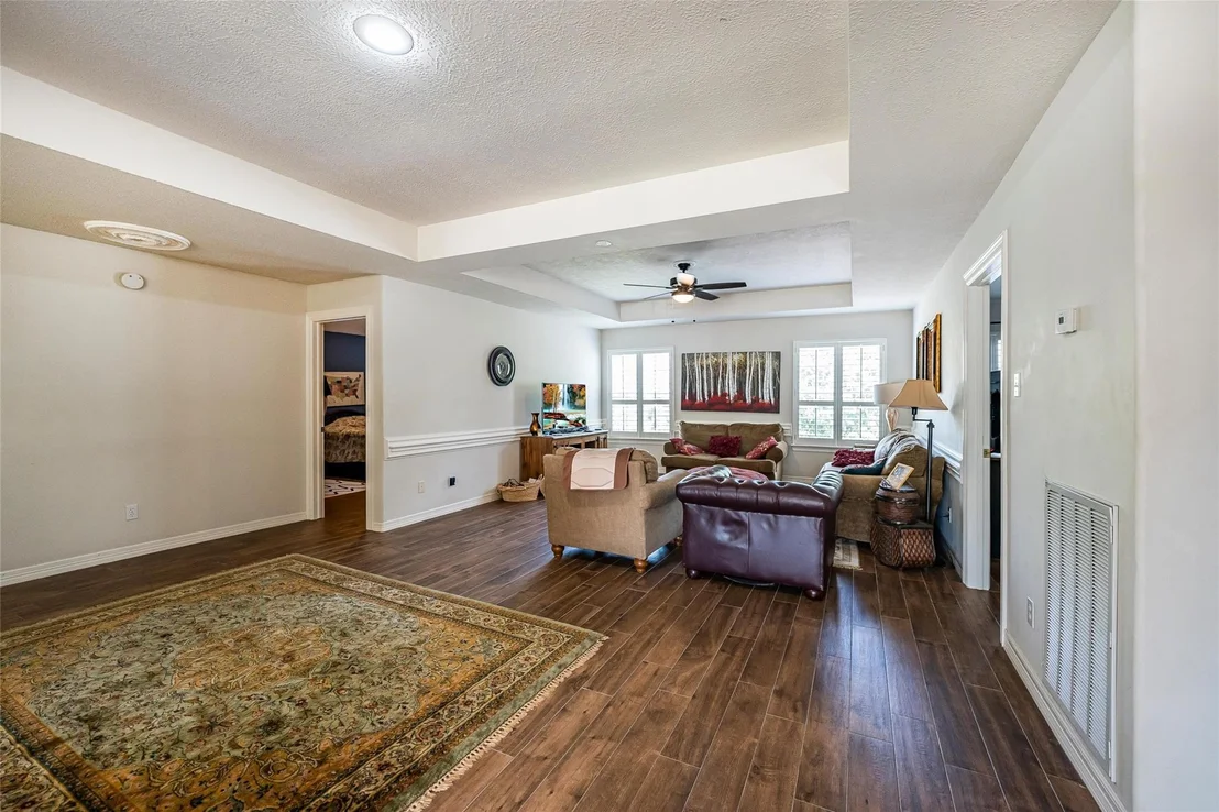 Photo of 8002 Royal Crest Court