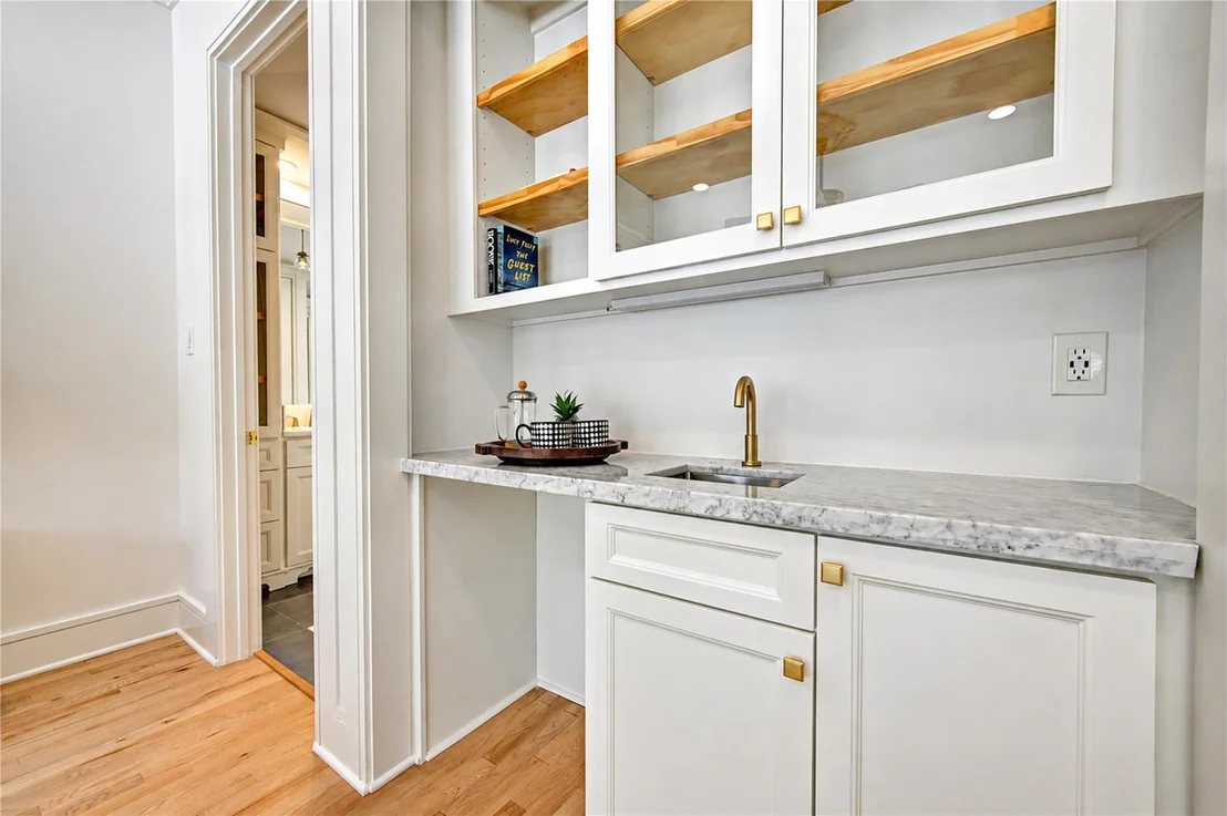 Photo of 806 Herdsman Drive