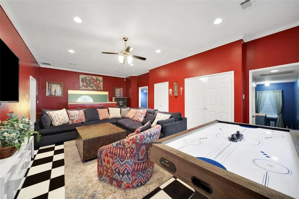 Photo of 16702 Avenfield Road