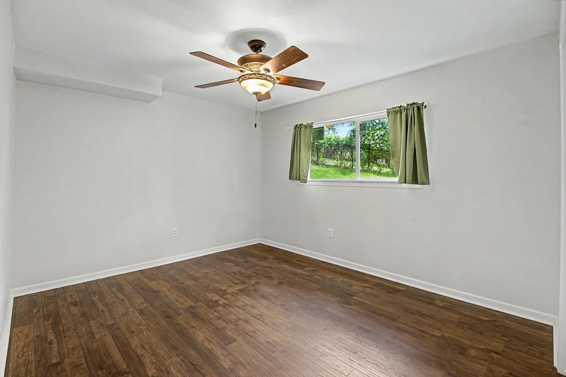 Photo of 17 Lakeview Drive