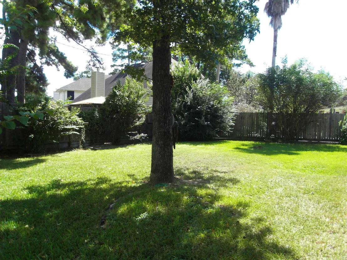 Photo of 16018 Charterstone Drive