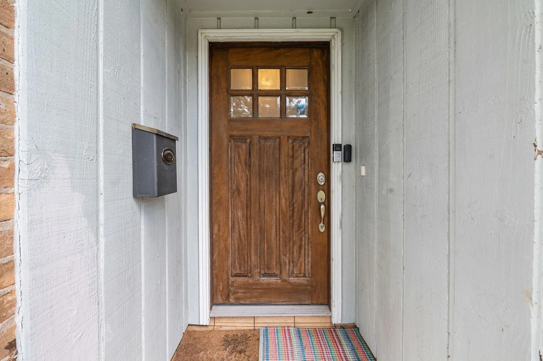 Photo of 11910 Mullins Drive