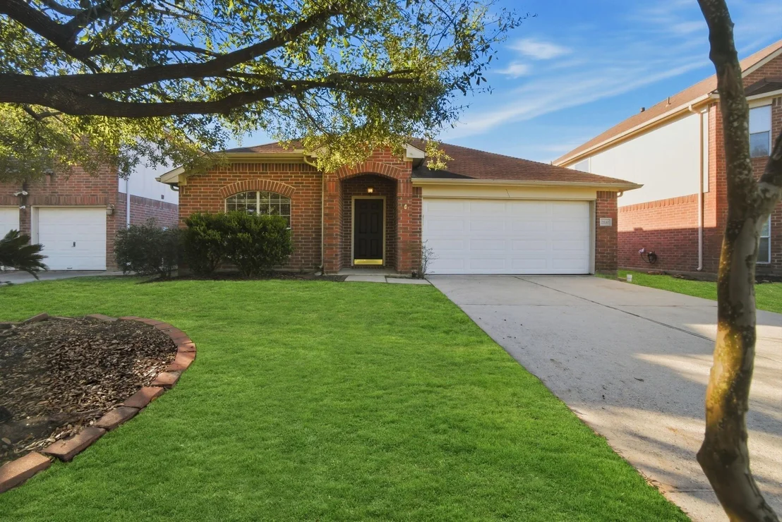 Photo of 2830 Fox Mountain Drive