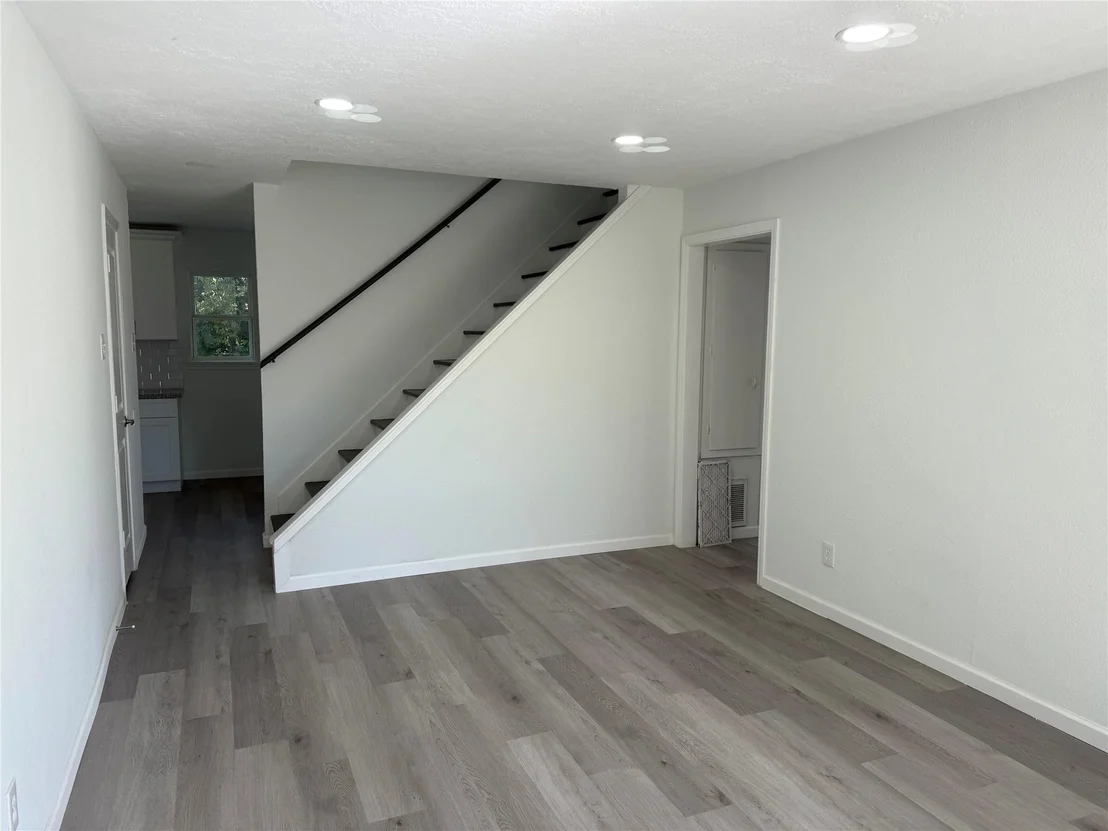 Photo of 5615 Greylog Drive