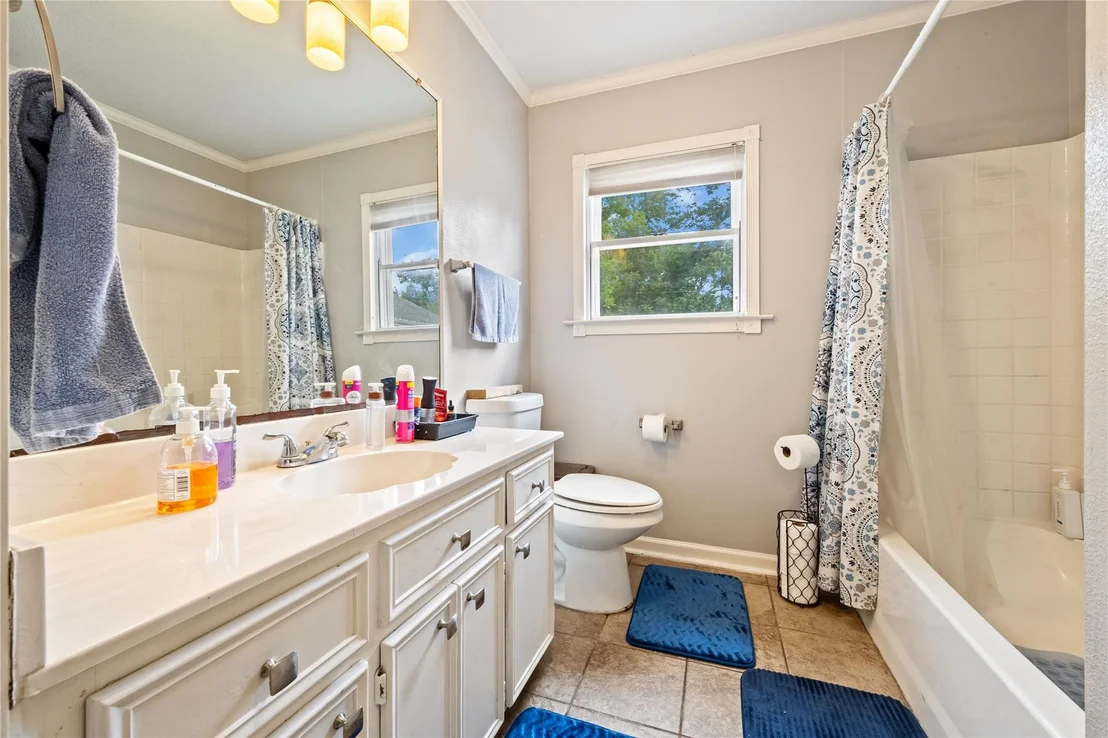 Photo of 2705 Cedar Drive
