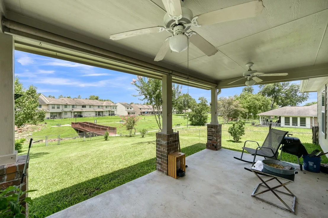 Photo of 327 Cape Conroe Drive