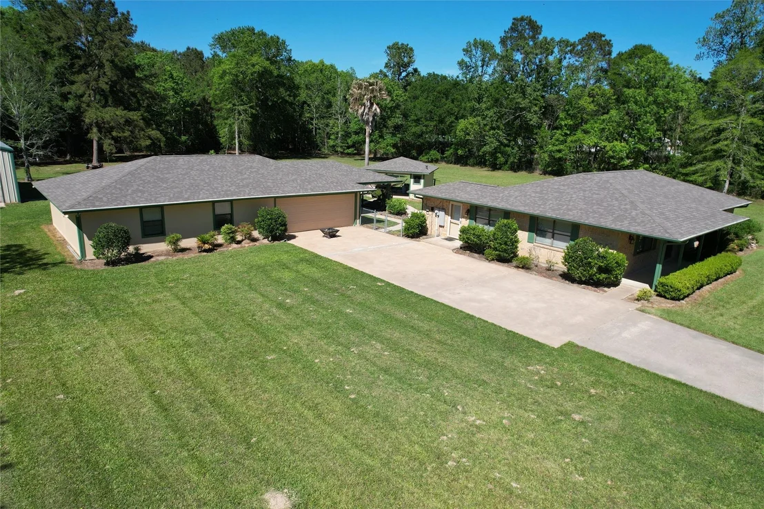 Photo of 1085 County Road 2222