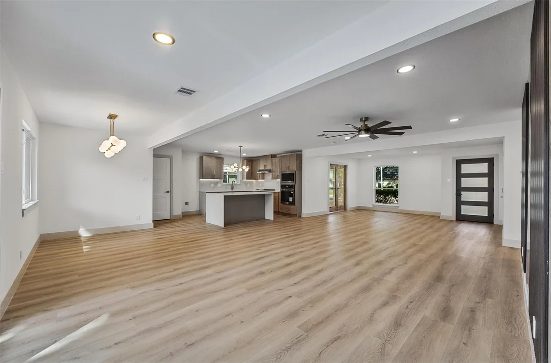 Photo of 2807 Shadowdale Drive