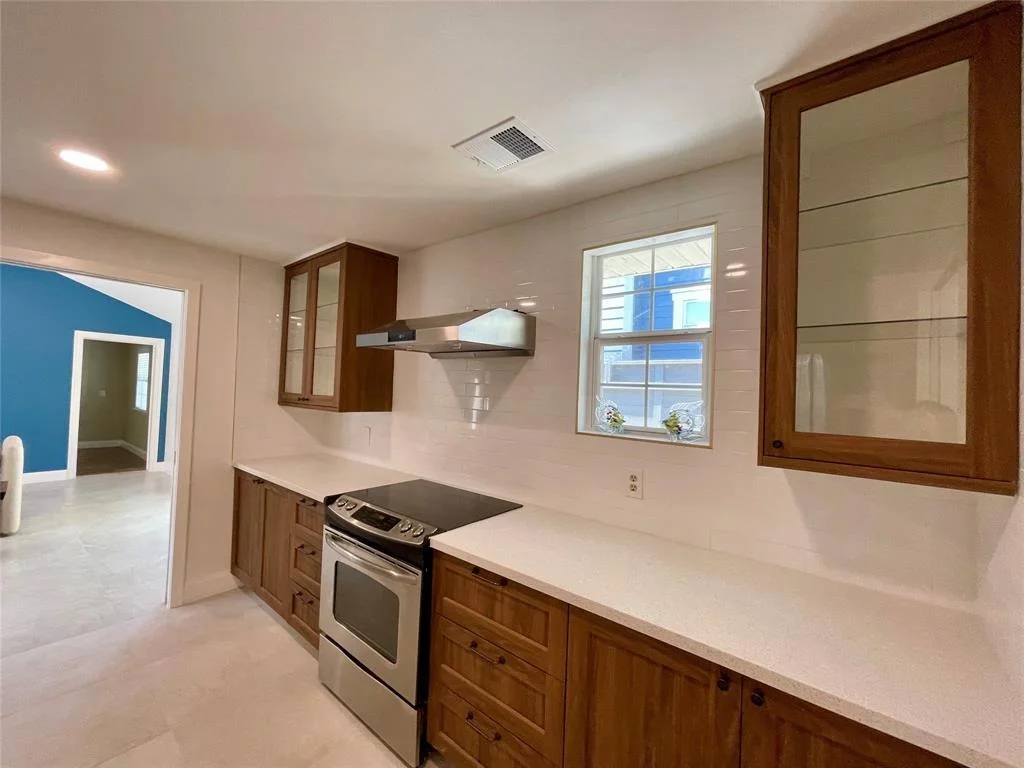 Photo of 1635 Chippendale Road