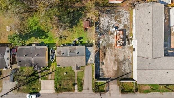 Photo of 6718 Calhoun Road