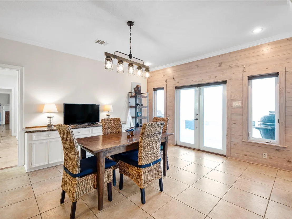 Photo of 993 Sandy Court