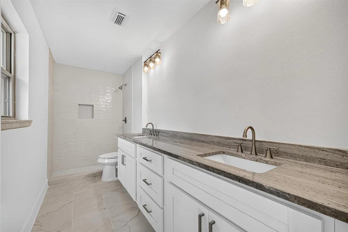 Photo of 401 Shirleen Drive
