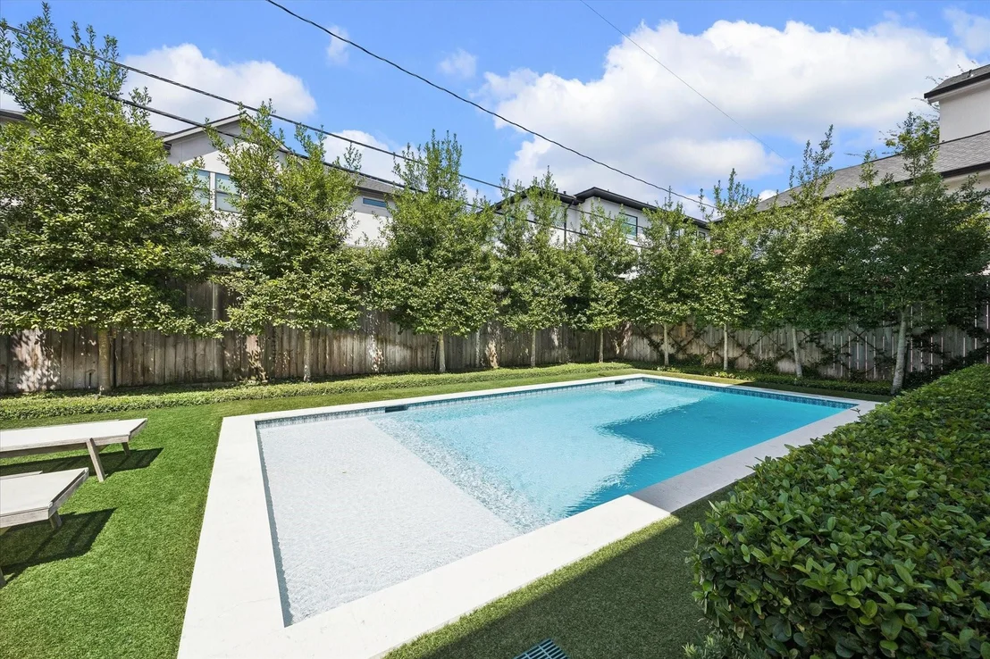 Photo of 4604 Mimosa Drive