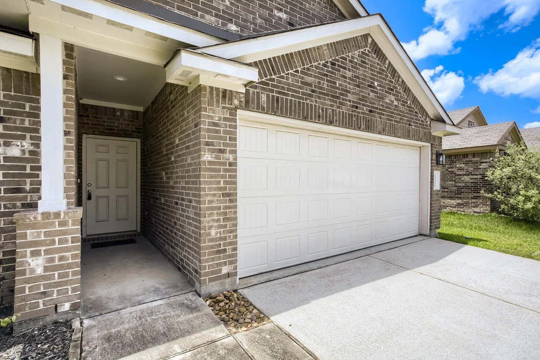 Photo of 23411 Robbers Nest Drive