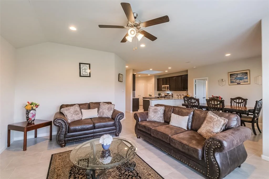 Photo of 9219 Hemlock Drive