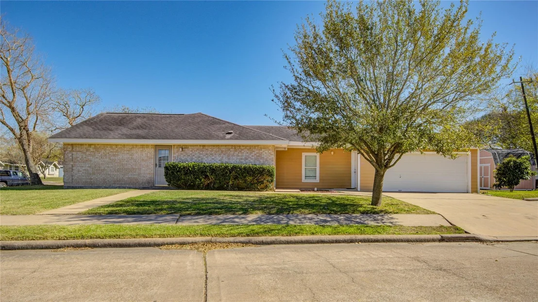 Photo of 1801 Acacia Circle