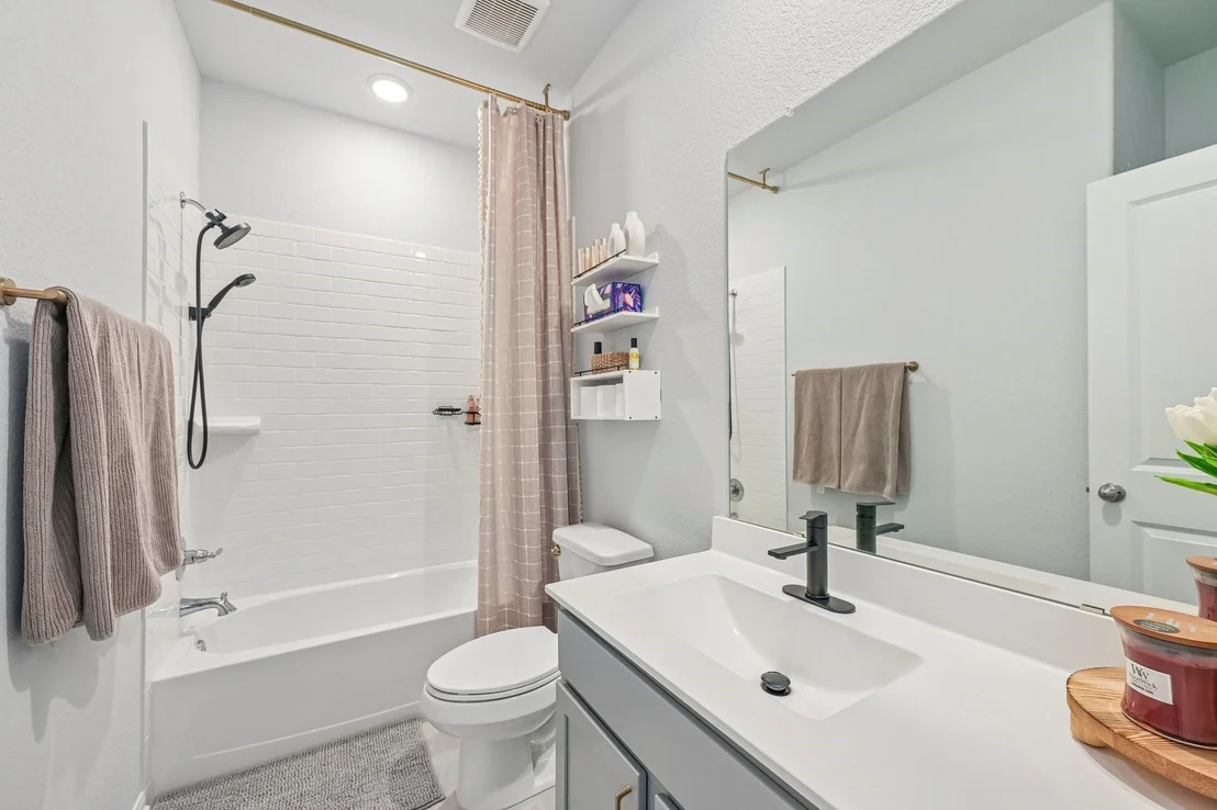 Photo of 409 Chardonnay Drive