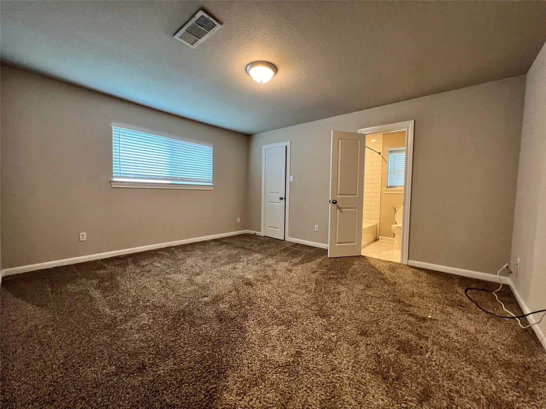 Photo of 203 Acorn Tree Court