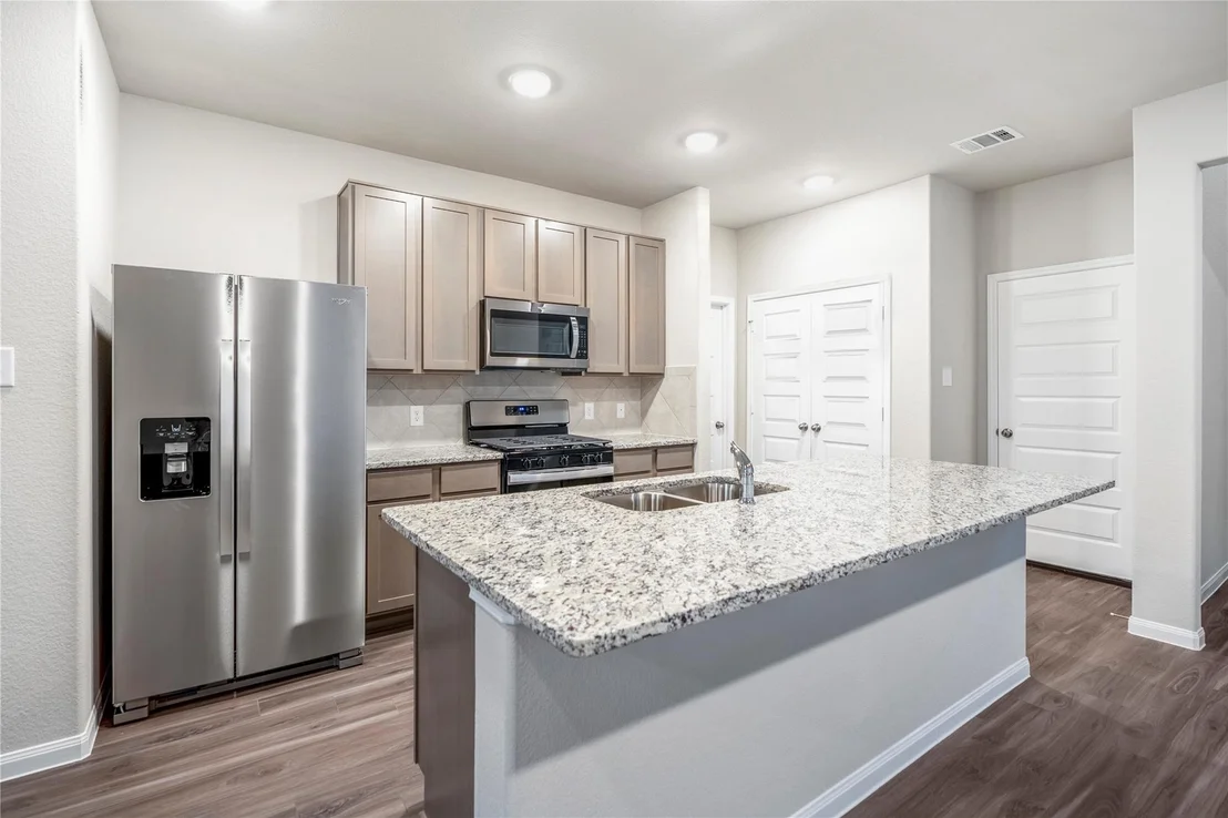Photo of 2421 Shellcracker Drive