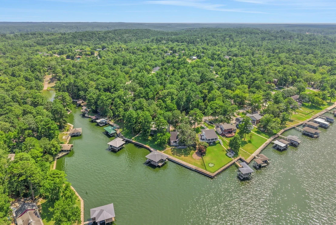Photo of 511 N Forest Cove Loop